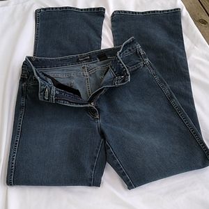 Tahari Boot Cut Jeans NWOT 8